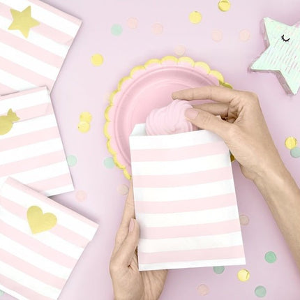 Uitdeelzakjes Lichtroze 14cm 6st van Partydeco koop je bij Partywinkel