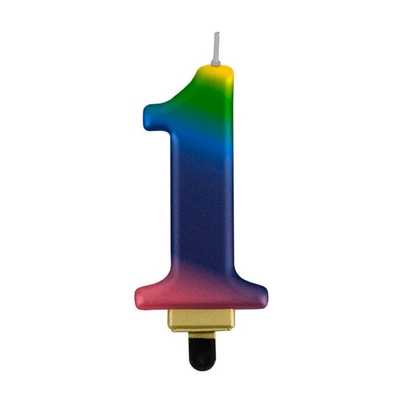 1 Jaar Kaars Regenboog 8cm van VDV Benefit koop je bij Partywinkel