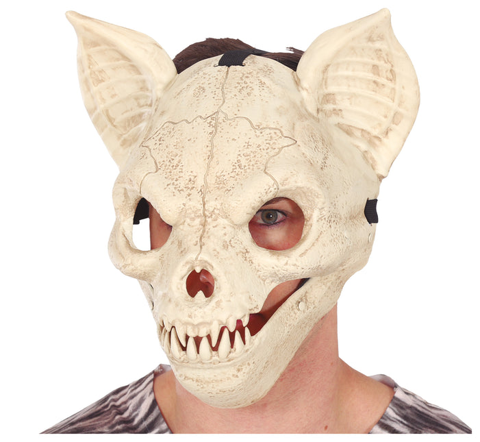 Maschera di Halloween con pipistrello in movimento