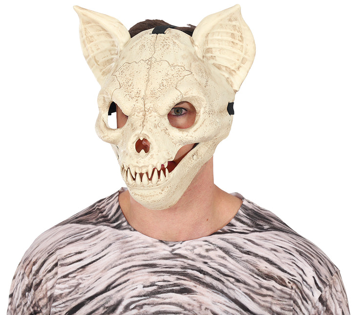 Maschera di Halloween con pipistrello in movimento