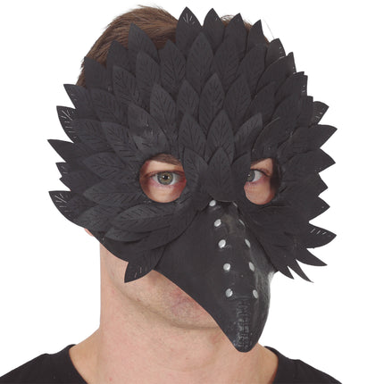 Maschera di Halloween nera con piume di uccello