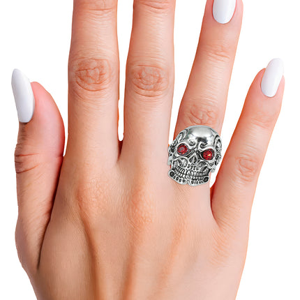 Anello rosso d'argento con teschio