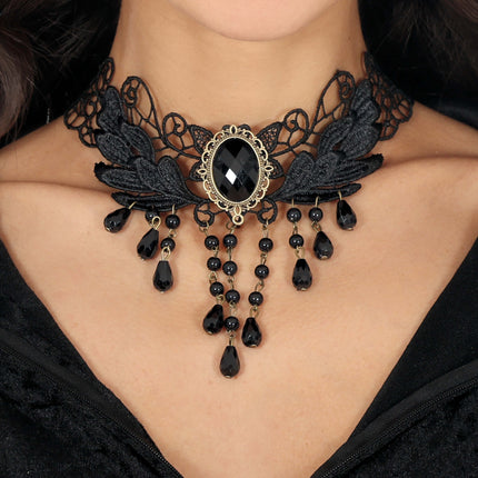 Collana nera con perline