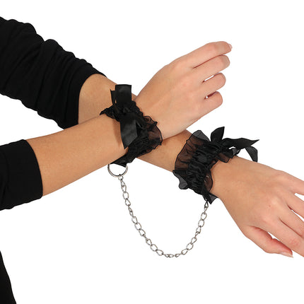 Manette in pizzo nere