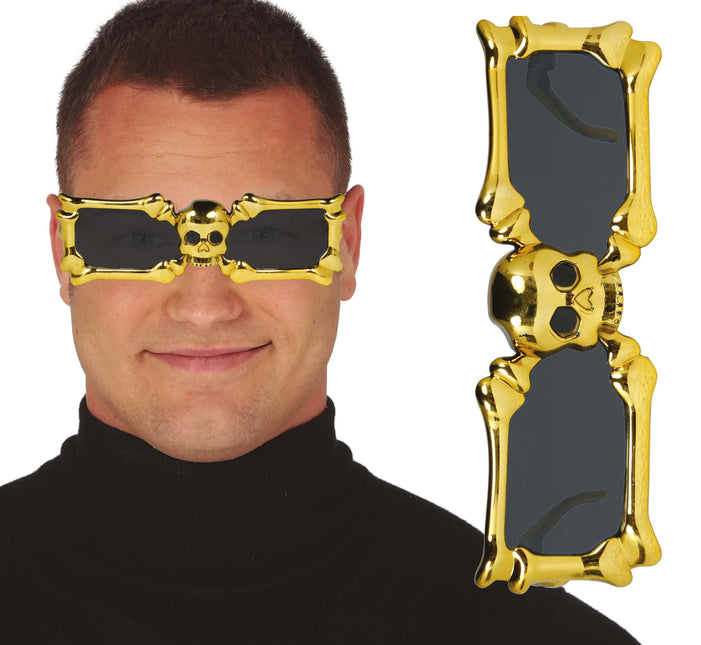 Scheletro con occhiali d'oro