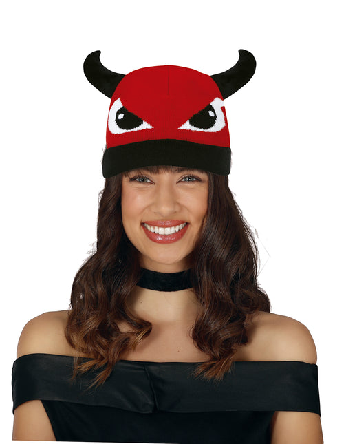 Diavolo rosso con cappello nero e occhi