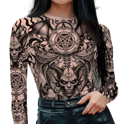 Tatuaggio con camicia nuda