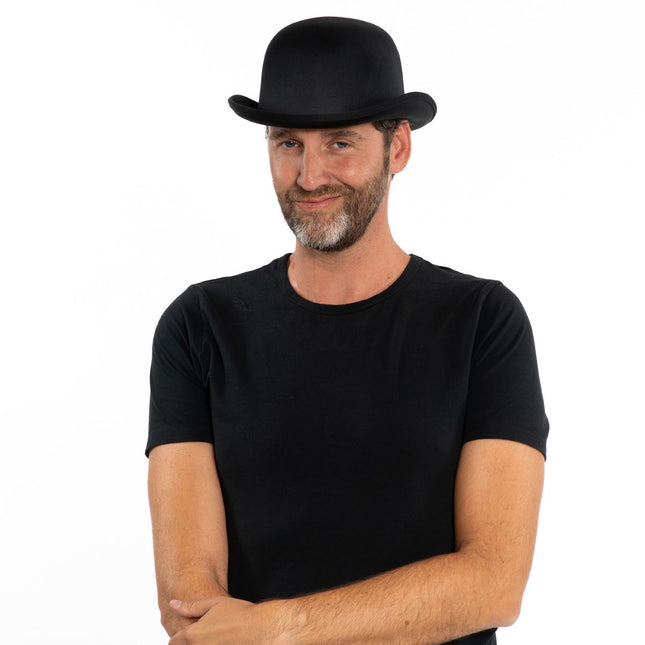 Cappello a bombetta in raso nero