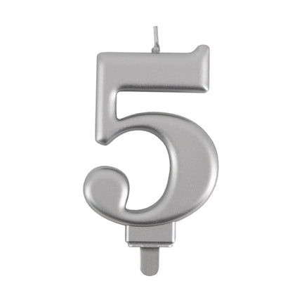 5 Jaar Kaars Zilver Metellic 7cm van VDV Benefit koop je bij Partywinkel