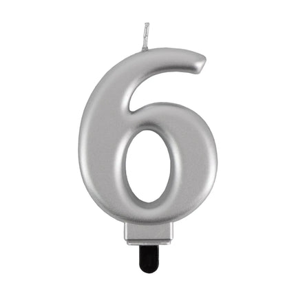 6 Jaar Kaars Zilver Metellic 7cm van VDV Benefit koop je bij Partywinkel