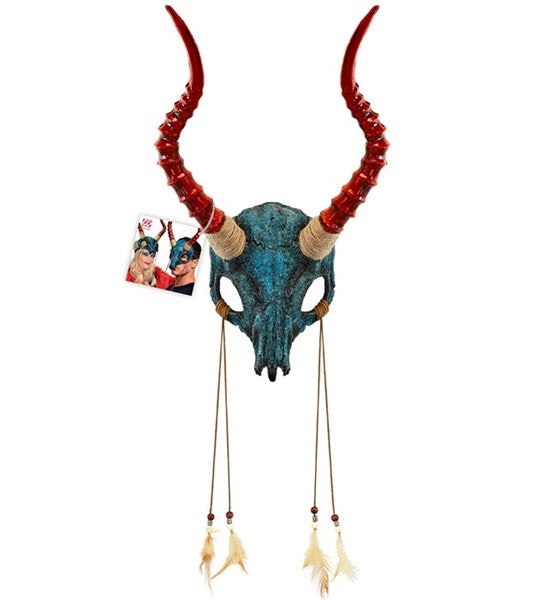 Maschera da sciamano con teschio di toro, corna e piume