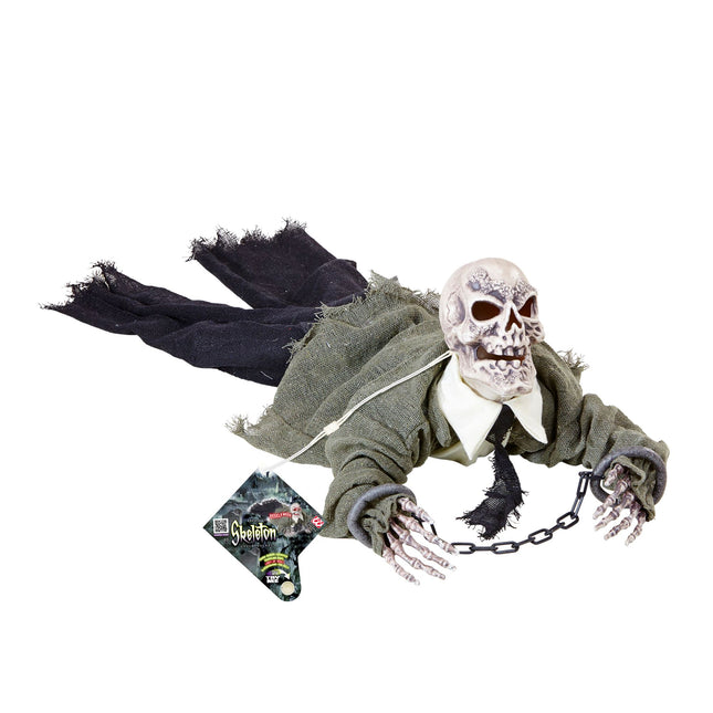 Bambola di Halloween che gattona con il suono