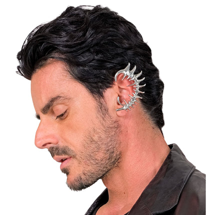 Orecchino a cuffia con finto piercing per Halloween