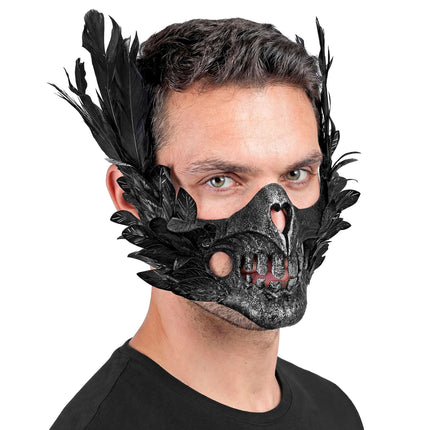 Maschera di Halloween: teschio nero con piume