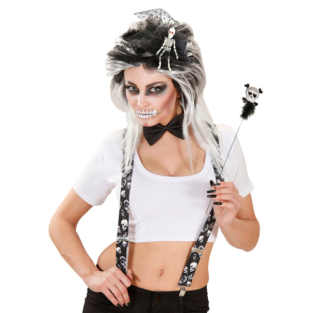 Scheletro con cappello di Halloween