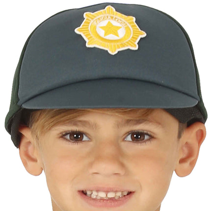 Ragazzi in tuta della polizia