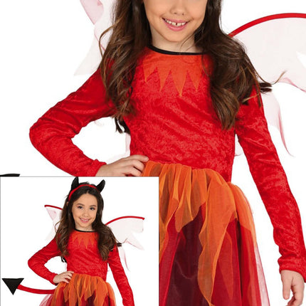 Ragazza con vestito da diavolo
