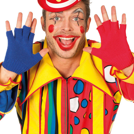 Cappello a bombetta rosso con mini borchie