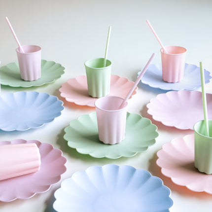 Cannucce rosa di plastica 23cm 12pz