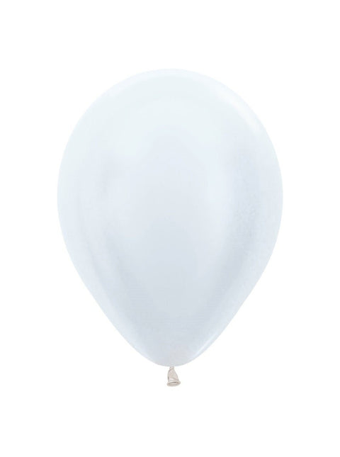 Ballonnen Pearl White 23cm 50st van Sempertex koop je bij Partywinkel