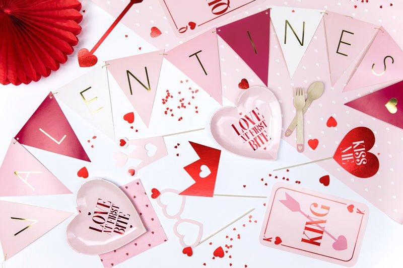 Confetti Hartjes Rood 5mm van Partydeco koop je bij Partywinkel