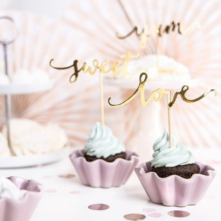 Cupcake Toppers Goud Sweet Love Yum 13cm 6st van Partydeco koop je bij Partywinkel