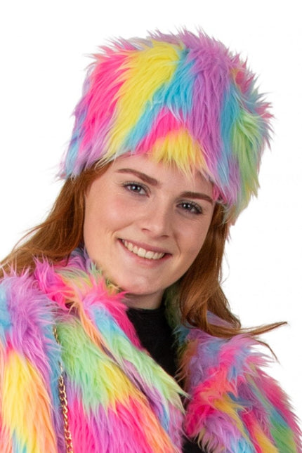 Cappello di pelliccia in peluche pastello