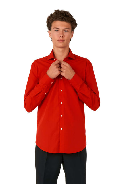 Ragazzo con camicia rossa adolescente <tc>OppoSuits</tc>