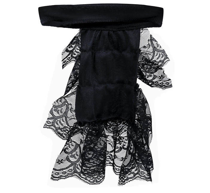 Pizzo con colletto nero