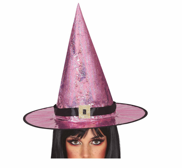 Strega dal cappello rosa