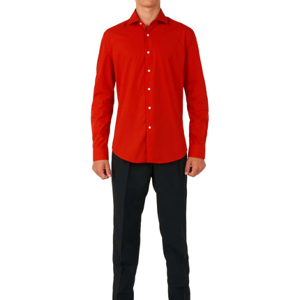 Ragazzo con camicia rossa adolescente <tc>OppoSuits</tc>