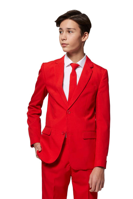 Ragazzo con tuta rossa adolescente <tc>OppoSuits</tc>