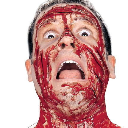 Sangue finto di Halloween con garza