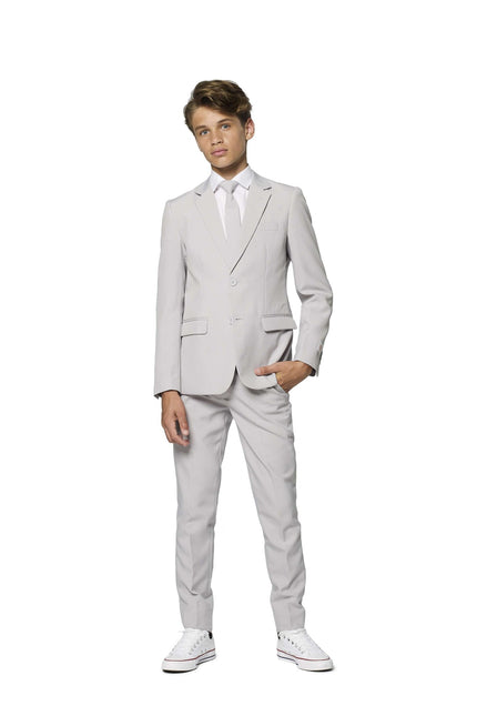 Ragazzo in abito grigio adolescente <tc>OppoSuits</tc>