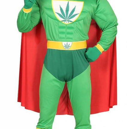 Erba in costume da supereroe