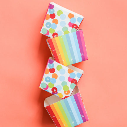 Scatole di caramelle di Buon Compleanno Coriandoli Arcobaleno 5 pezzi