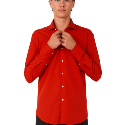 Ragazzo con camicia rossa adolescente <tc>OppoSuits</tc>