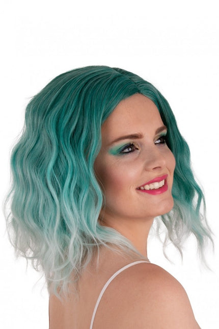 Parrucca Alicia mezza lunga con onde da Aqua a Bianco