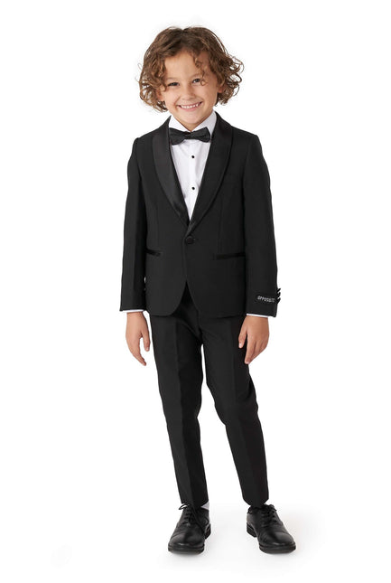 Ragazzo in smoking nero <tc>OppoSuits</tc>