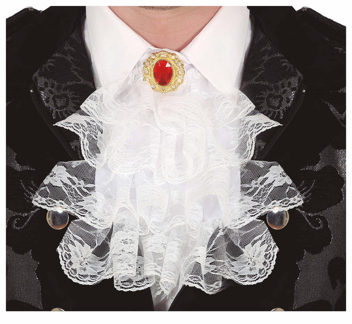 Pizzo con colletto bianco