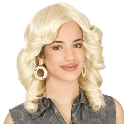 Lichtblonde Pruik Krullen van Fiestas Guirca koop je bij Partywinkel