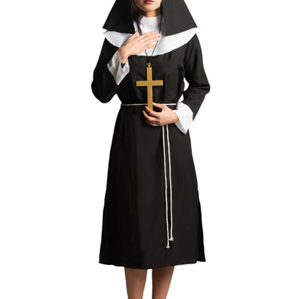 Costume da suora in bianco e nero