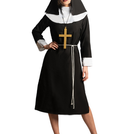 Costume da suora in bianco e nero