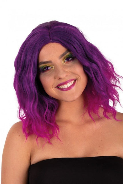 Pruik Alicia Half Lang Met Wave Paars Naar Pink van PartyXplosion koop je bij Partywinkel
