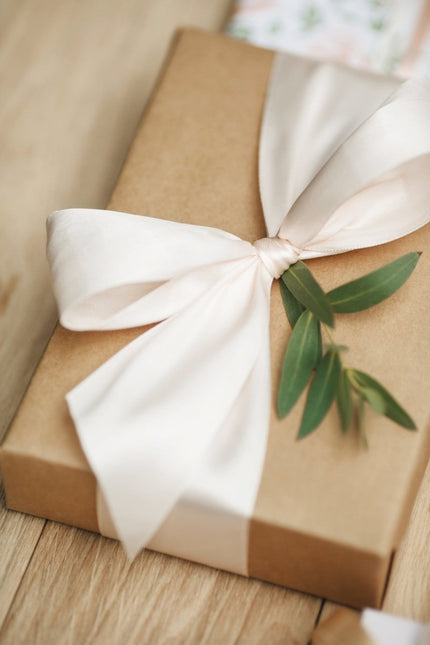 Satijn Lint Wit Pastel 25mm 25m van Partydeco koop je bij Partywinkel