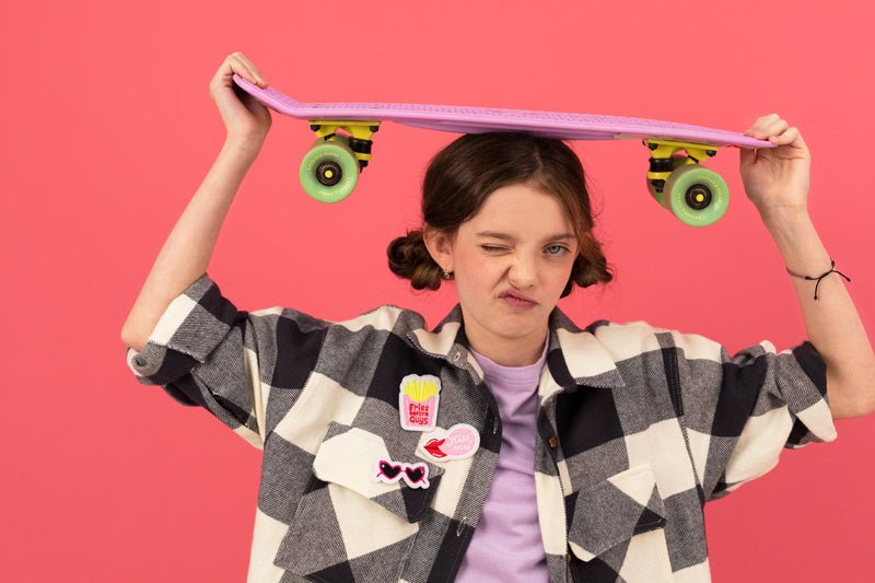 Stijk Embleem Kiss Me 3st van Partydeco koop je bij Partywinkel