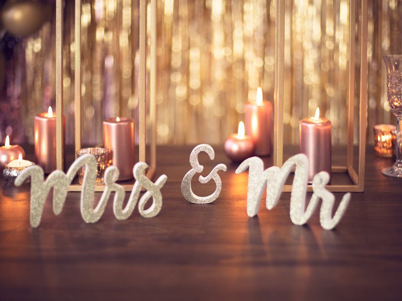 Tafeldecoratie Mr & Mrs 50cm van Partydeco koop je bij Partywinkel