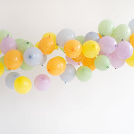 Witte Ballonnen Valnet 1m van Partydeco koop je bij Partywinkel