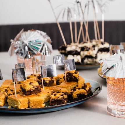 Zilveren Cocktailprikkers 50st van WeFiesta koop je bij Partywinkel